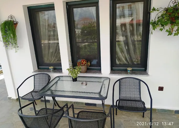 Limnaio Pensionat Khrisokhórafa